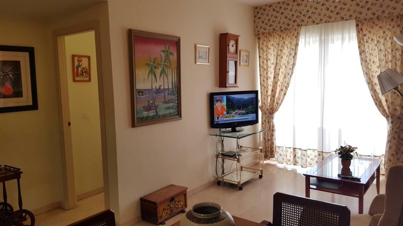 1ª Linea Playa De Burriana 1ºd Apartment Nerja Ngoại thất bức ảnh