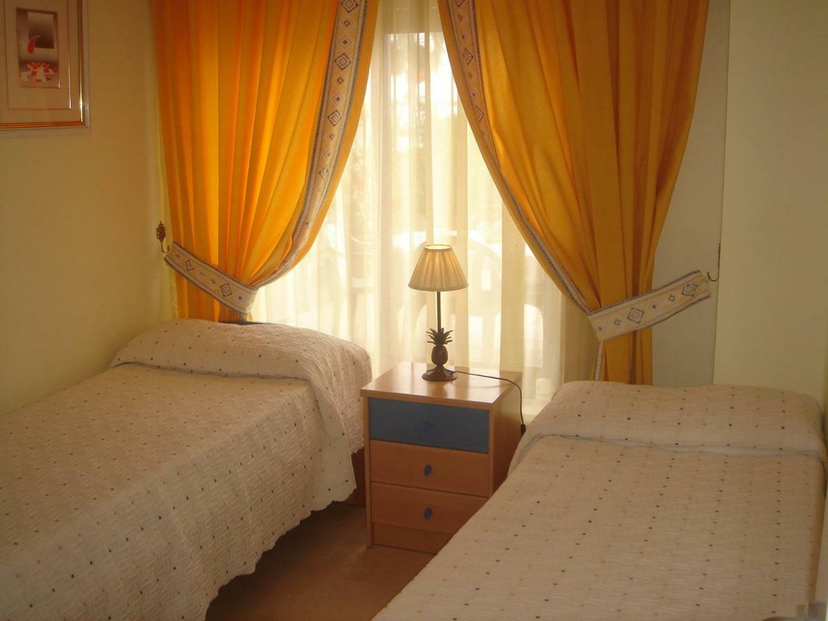 1ª Linea Playa De Burriana 1ºd Apartment Nerja Ngoại thất bức ảnh