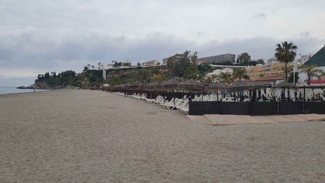 1ª Linea Playa De Burriana 1ºd Apartment Nerja Ngoại thất bức ảnh